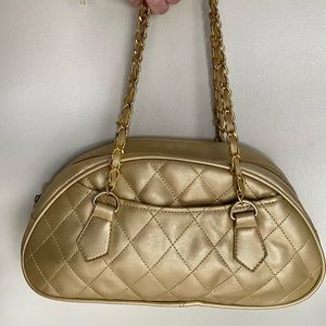 gold quilted chain shoulder bag